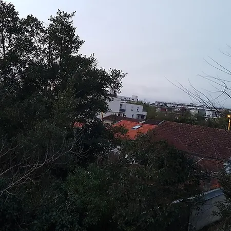 Agreable Proche Toutes Commodites Apartment Bordeaux